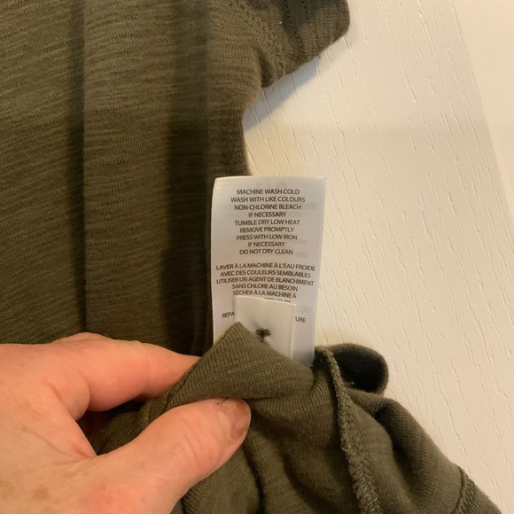 Woman’s Forest Green Top - Picture 7 of 9